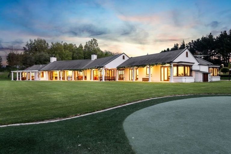 Photo of property in 8 Kennedys Road, Whenuapai, Auckland, 0814