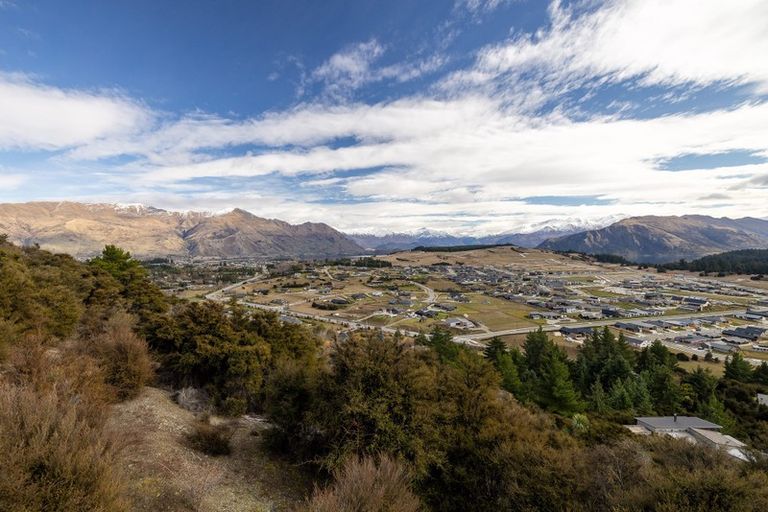 Photo of property in 739 Aubrey Road, Albert Town, Wanaka, 9305