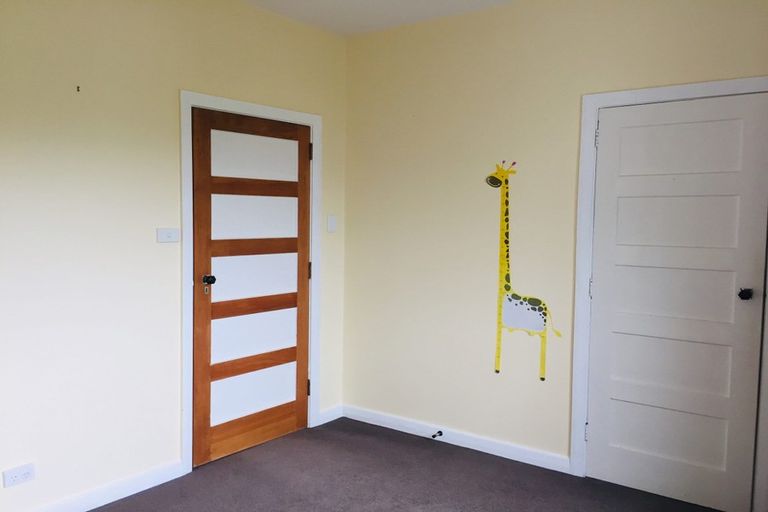 Photo of property in 11 Bankot Crescent, Ngaio, Wellington, 6035