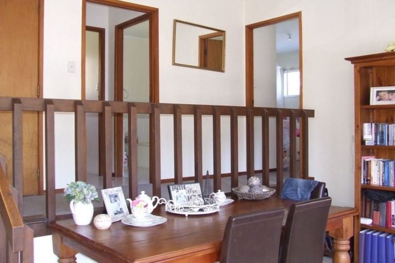 Photo of property in 38 Beaudine Avenue, Glenfield, Auckland, 0629