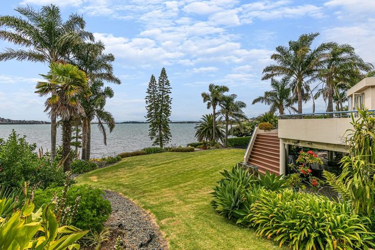 Photo of property in 44 Bramley Drive, Farm Cove, Auckland, 2012