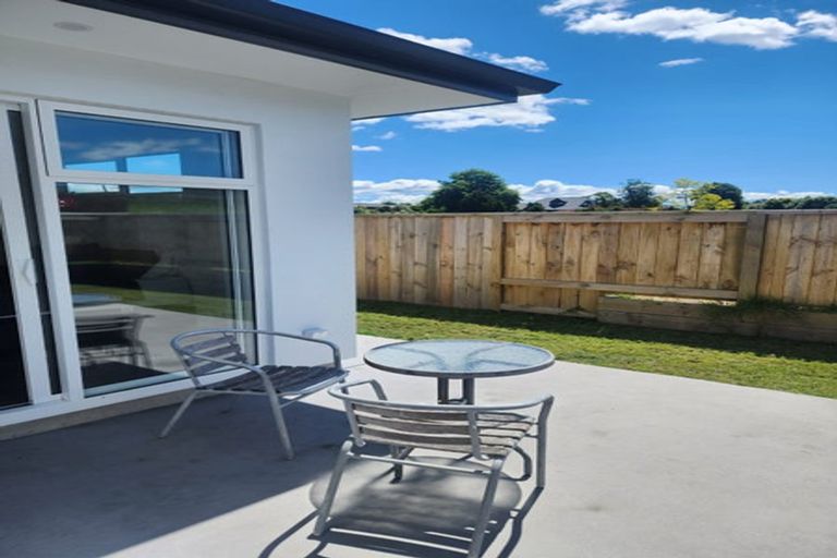 Photo of property in 45c Western Avenue, Omokoroa, 3114