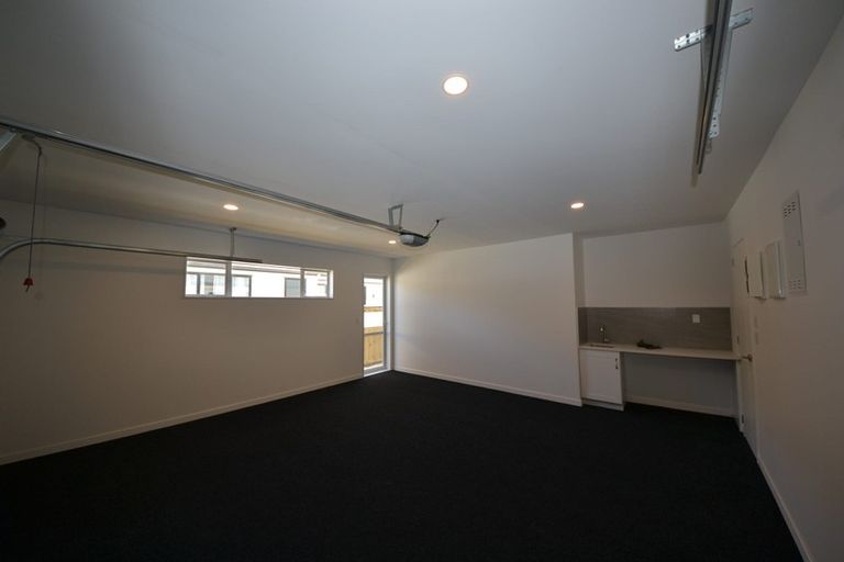 Photo of property in 32 Johns Creek Crescent, Silverdale, 0932