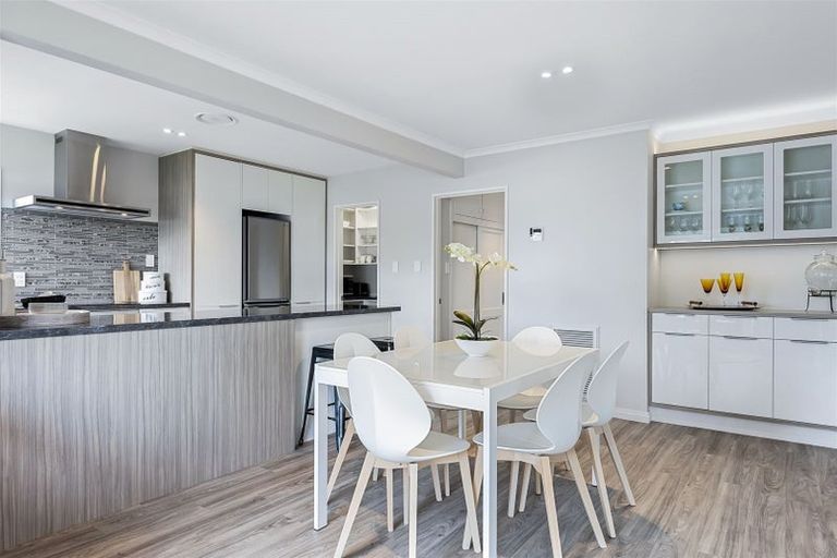 Photo of property in 1/23 Jacksons Road, Merivale, Christchurch, 8014