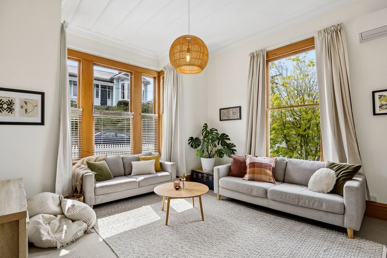 Photo of property in 10 Kilgour Street, Roslyn, Dunedin, 9010
