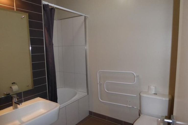 Photo of property in Vespa Apartments, 305/20 Hanson Street, Mount Cook, Wellington, 6021