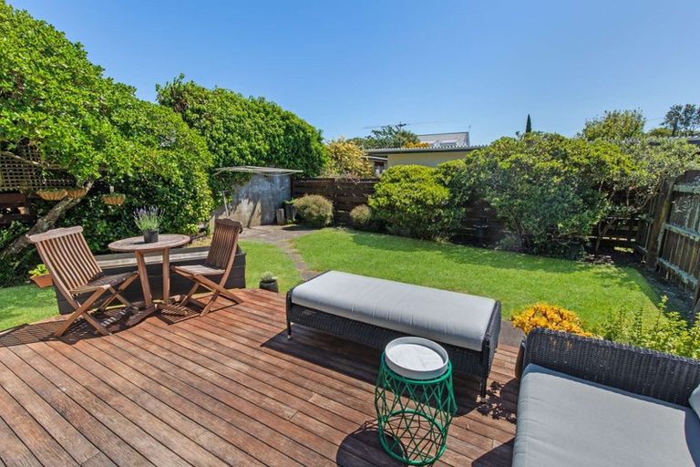 Photo of property in 1/235 Waterloo Road, Hutt Central, Lower Hutt, 5011