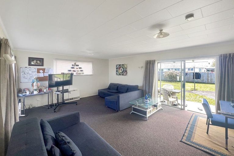 Photo of property in 10 Lindsey Crescent, Springvale, Whanganui, 4501