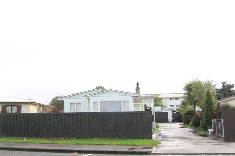 Photo of property in 107 Mcleod Street, Camberley, Hastings, 4120