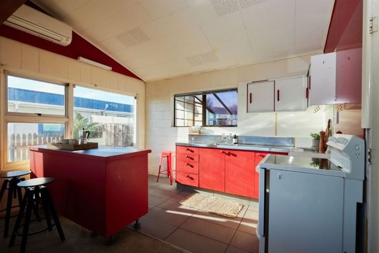 Photo of property in 24 Moa Road, South Bay, Kaikoura, 7300