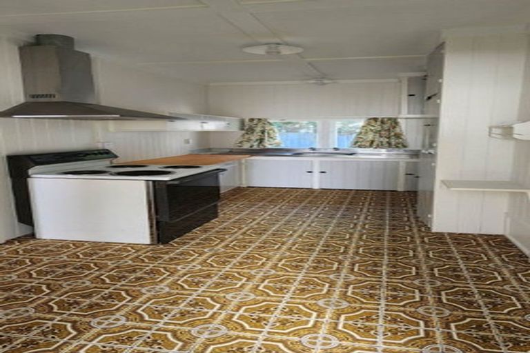 Photo of property in 2/46 Salisbury Road, Birkdale, Auckland, 0626