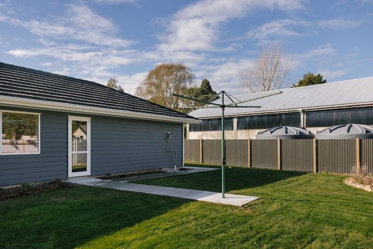 Photo of property in 9 Railway Terrace, Ohau, 5570