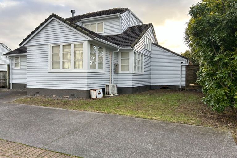 Photo of property in 35 Anzac Street, Takapuna, Auckland, 0622