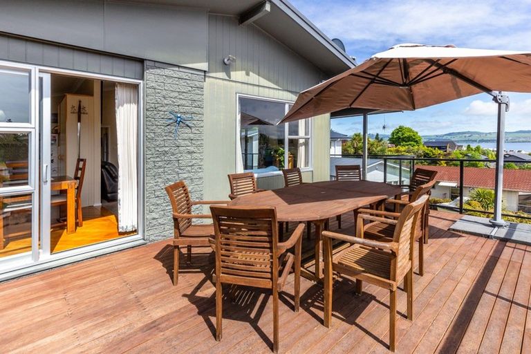 Photo of property in 45 Tremaine Avenue, Two Mile Bay, Taupo, 3330