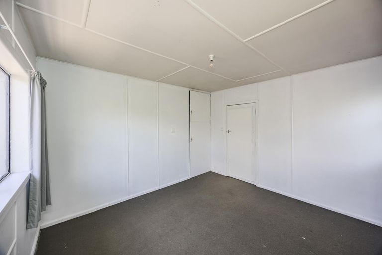 Photo of property in 12 Mersey Street, South Hill, Oamaru, 9400