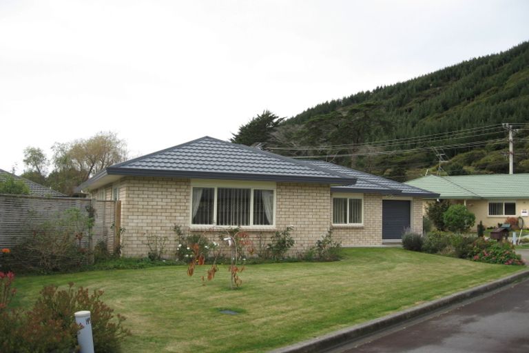 Photo of property in 5 Villa Grove, Paraparaumu, 5032