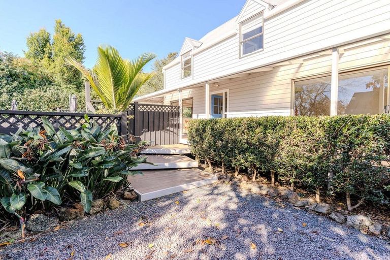 Photo of property in 74 Hone Heke Road, Kerikeri, 0230
