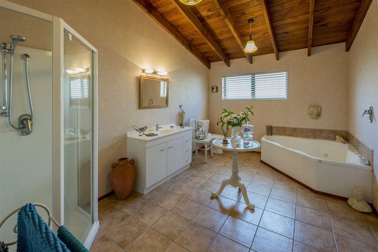 Photo of property in 11 Claremont Rise, Levin, 5510