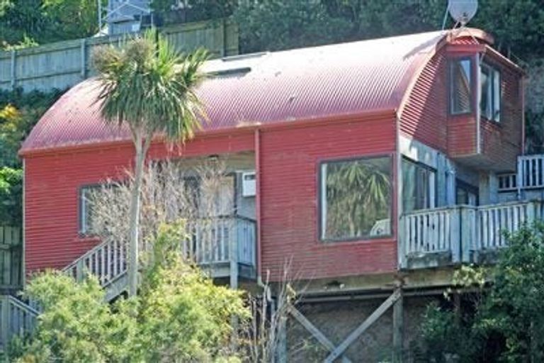 Photo of property in 14 Tyne Street, Island Bay, Wellington, 6023