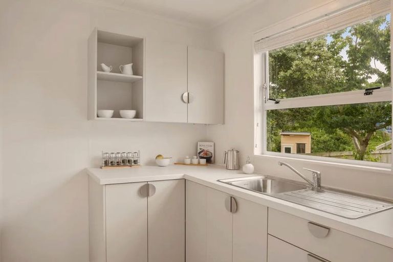 Photo of property in 212 Rosetta Road, Raumati South, Paraparaumu, 5032