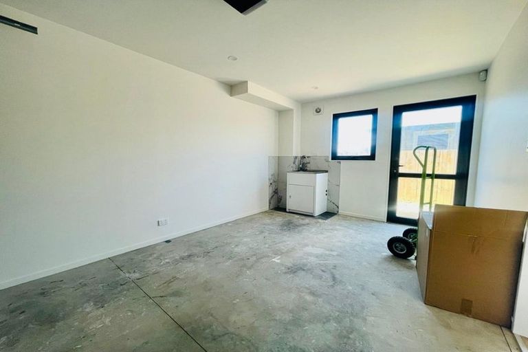 Photo of property in 104 Gloucester Road, Manurewa, Auckland, 2102