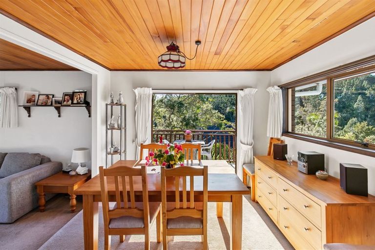 Photo of property in 73a Island Bay Road, Beach Haven, Auckland, 0626