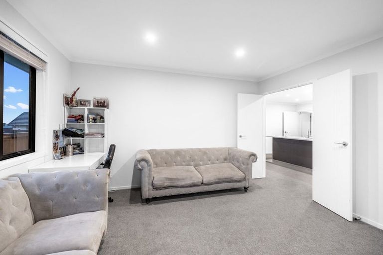 Photo of property in 10 Helenvale Crescent, Pokeno, 2402