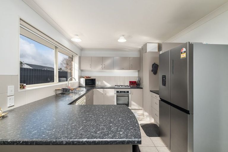 Photo of property in 19a Clevedon Road, Papakura, 2110