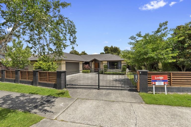 Photo of property in 110 Saint James Drive, Huntington, Hamilton, 3210