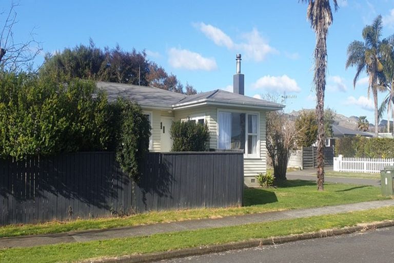Photo of property in 6 Sefton Street, Havelock North, 4130