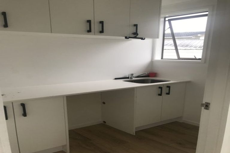 Photo of property in 65 Marendellas Drive, Bucklands Beach, Auckland, 2014