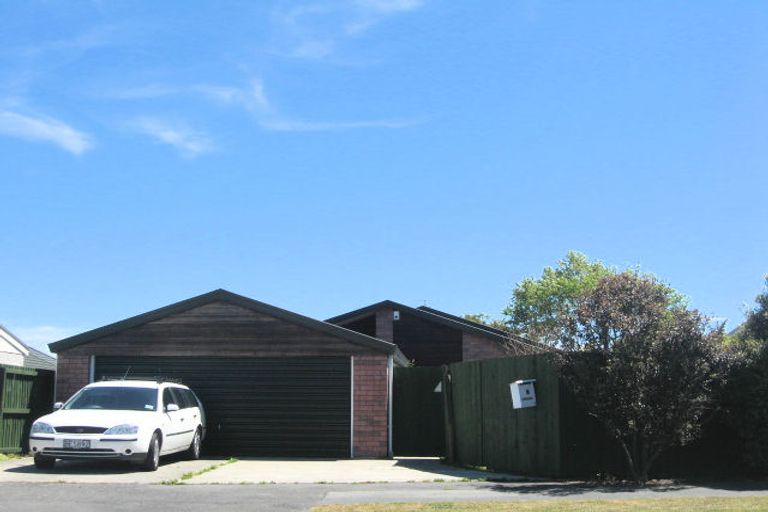 Photo of property in 8 Glenconnor Place, Burwood, Christchurch, 8083