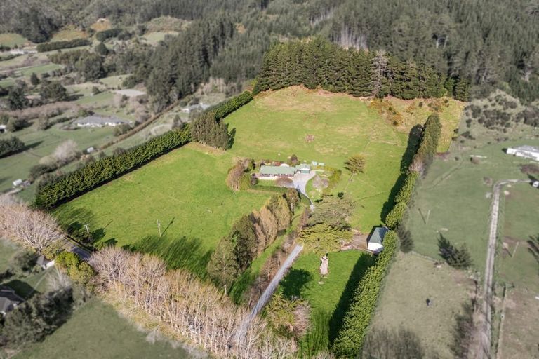 Photo of property in 86 Colletts Road, Mangaroa, Upper Hutt, 5371