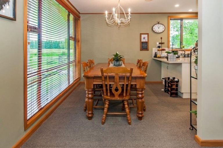 Photo of property in 127 Selwyn Lake Road, Leeston, 7683