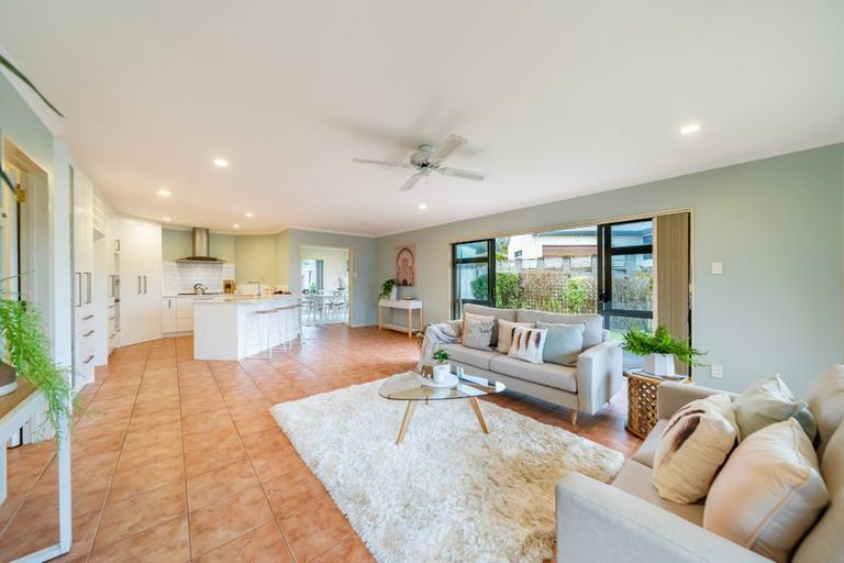 Photo of property in 45 Kirton Drive, Riverstone Terraces, Upper Hutt, 5018