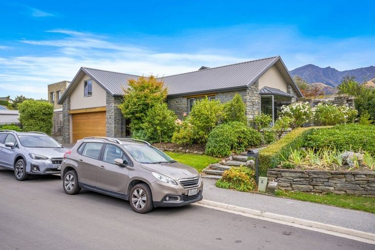 Photo of property in 116 Cotter Avenue, Arrowtown, 9302