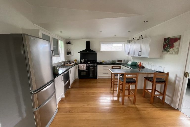 Photo of property in 87 Plateau Road, Te Marua, Upper Hutt, 5018