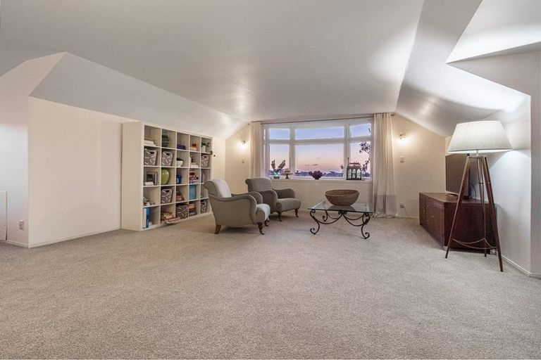 Photo of property in 120 Mellons Bay Road, Mellons Bay, Auckland, 2014