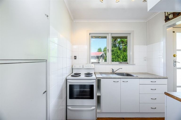 Photo of property in 1/95 Rathgar Road, Henderson, Auckland, 0610