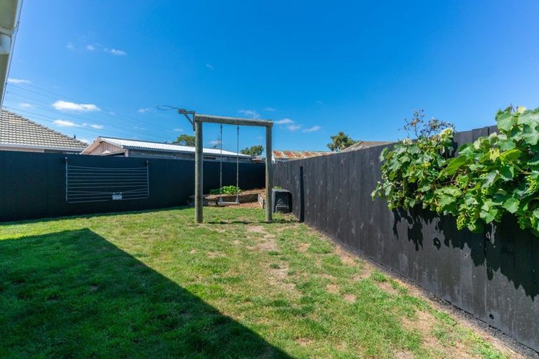 Photo of property in 37a Moffett Street, Islington, Christchurch, 8042