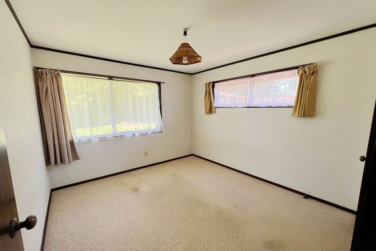 Photo of property in 1/64 Sunderlands Road, Half Moon Bay, Auckland, 2012