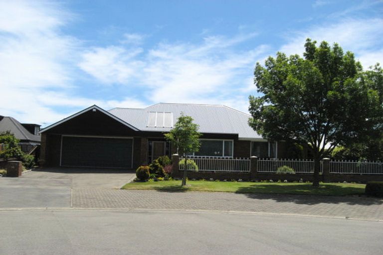 Photo of property in 32 Althorp Place, Avonhead, Christchurch, 8042