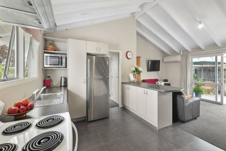 Photo of property in 1/23 Blighs Road, Strowan, Christchurch, 8052