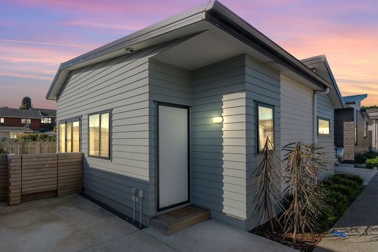 Photo of property in 21c Margaret Road, Raumati Beach, Paraparaumu, 5032