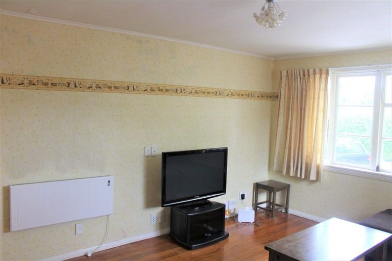 Photo of property in 16 Attlee Crescent, Bryndwr, Christchurch, 8053