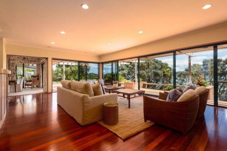 Photo of property in 73 Argyle Street, Herne Bay, Auckland, 1011