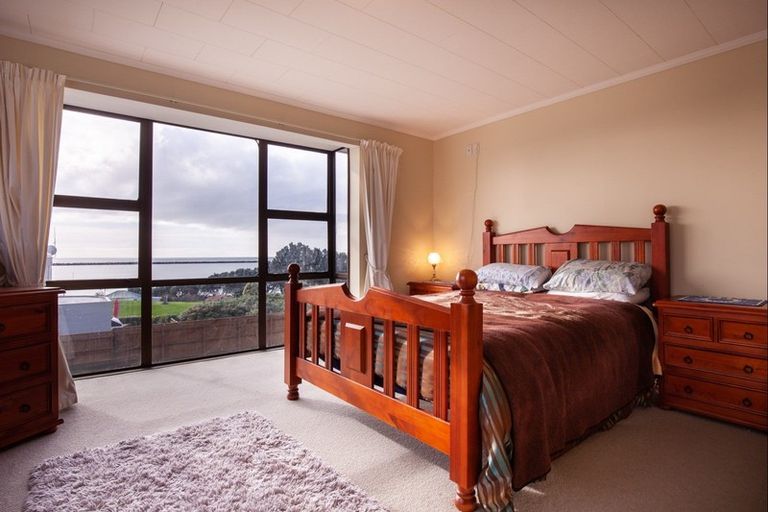 Photo of property in 26a Breakwater Road, Moturoa, New Plymouth, 4310