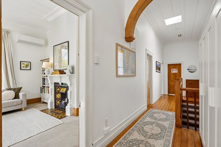 Photo of property in 10 Kilgour Street, Roslyn, Dunedin, 9010