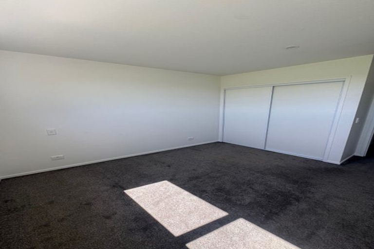 Photo of property in 9/87 Taikata Road, Te Atatu Peninsula, Auckland, 0610