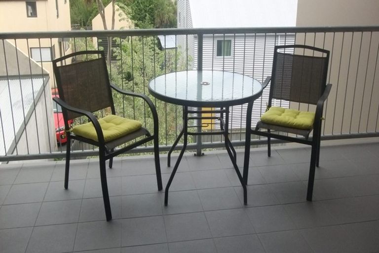 Photo of property in 32/30 Mathesons Road, Phillipstown, Christchurch, 8011